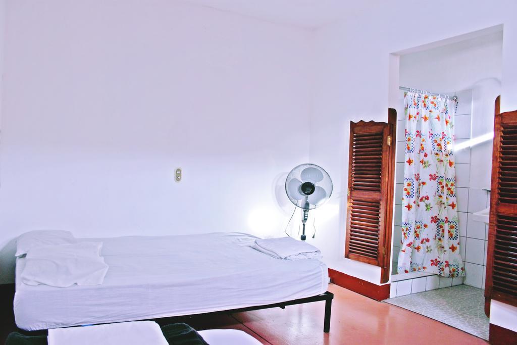 Hostal Sonati León Exteriör bild